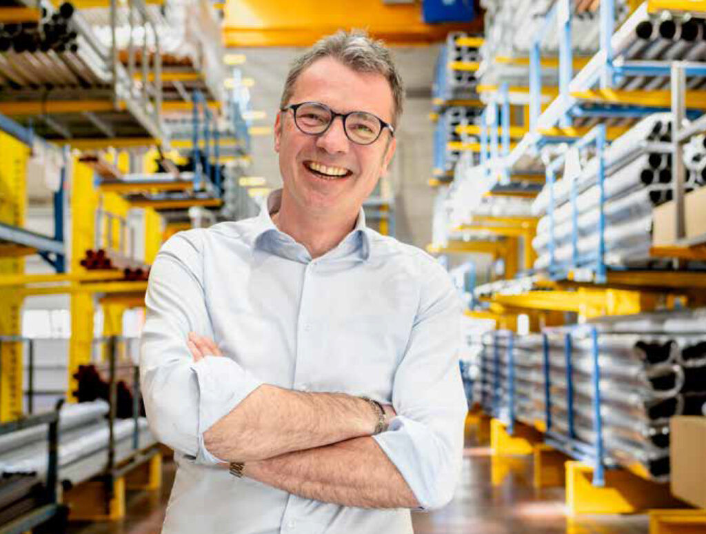 Alpewa: magazzino smart e più formazione