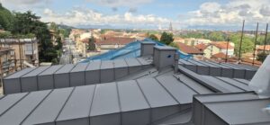 Il-tetto-del-condominio Sella-di-Torino